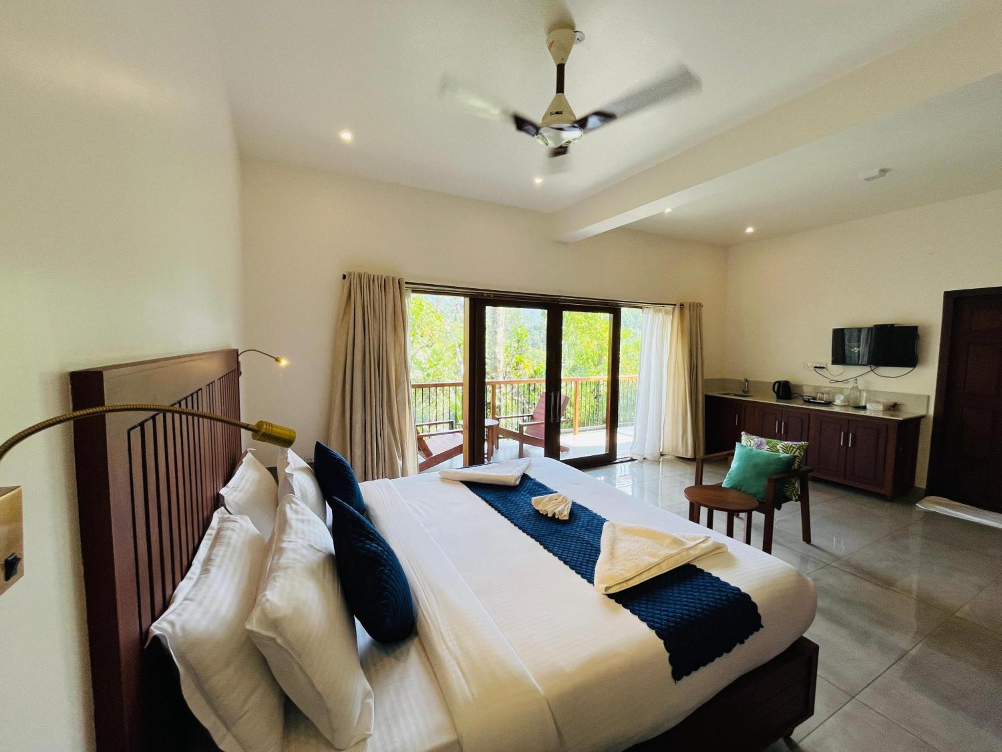 Villa Lush Acres Thekkady Exterior foto