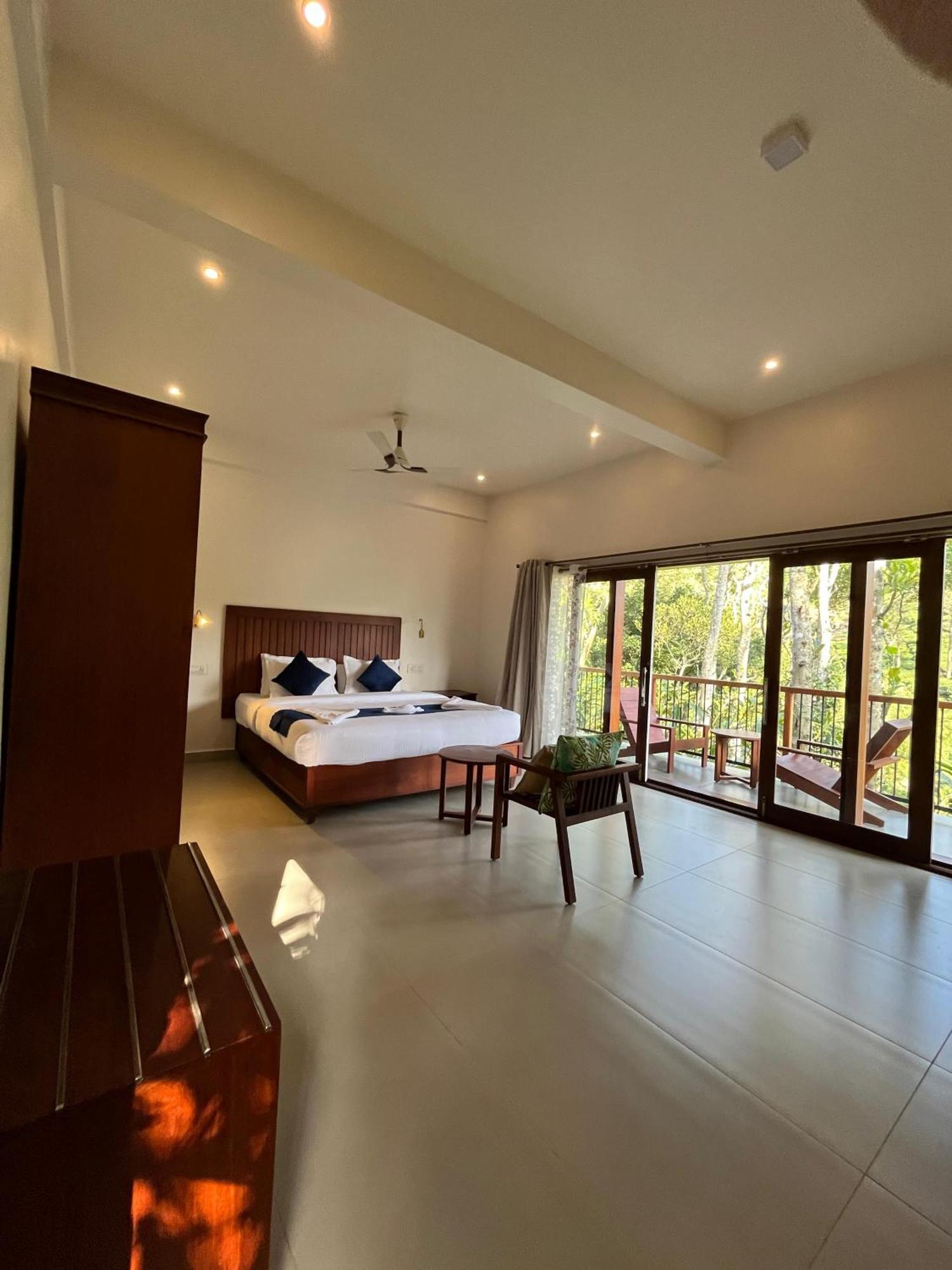 Villa Lush Acres Thekkady Exterior foto