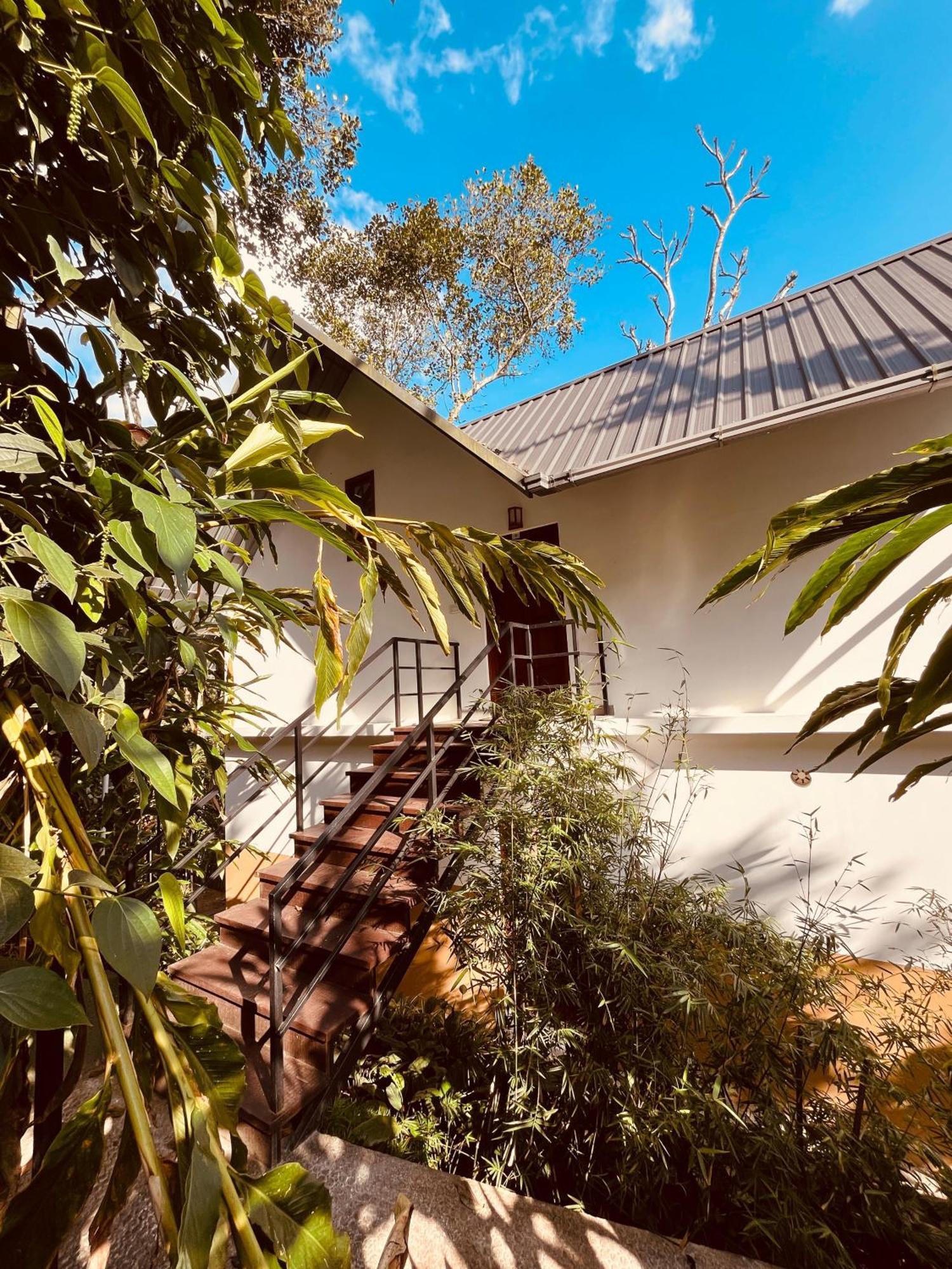 Villa Lush Acres Thekkady Exterior foto